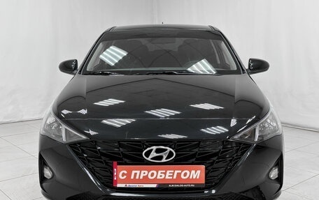 Hyundai Solaris II рестайлинг, 2022 год, 1 888 000 рублей, 2 фотография