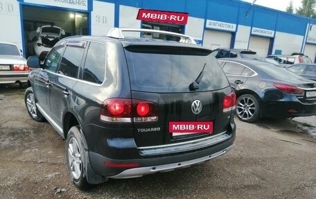 Volkswagen Touareg III, 2009 год, 1 300 000 рублей, 2 фотография