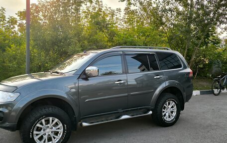 Mitsubishi Pajero Sport II рестайлинг, 2014 год, 2 765 000 рублей, 6 фотография