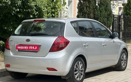 KIA cee'd I рестайлинг, 2009 год, 795 000 рублей, 3 фотография