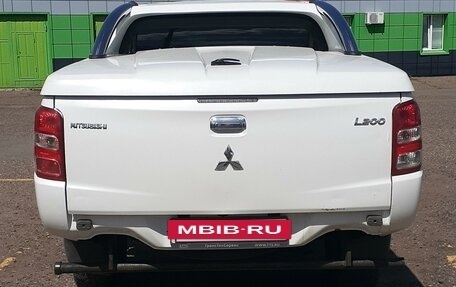 Mitsubishi L200 IV рестайлинг, 2016 год, 1 800 000 рублей, 3 фотография