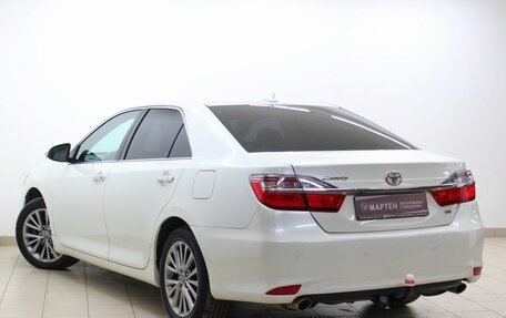 Toyota Camry, 2017 год, 2 320 000 рублей, 4 фотография