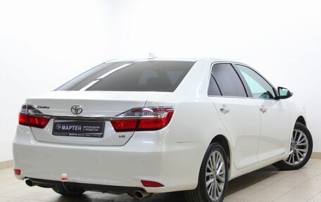 Toyota Camry, 2017 год, 2 320 000 рублей, 6 фотография