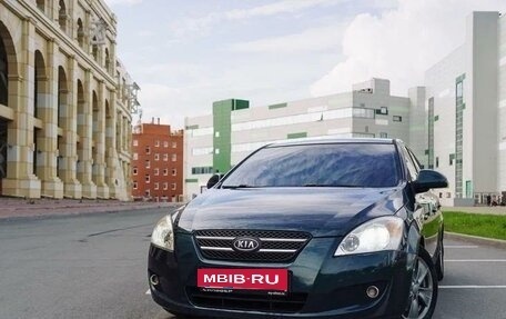 KIA cee'd I рестайлинг, 2008 год, 730 000 рублей, 2 фотография