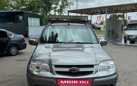 Chevrolet Niva I рестайлинг, 2010 год, 600 000 рублей, 2 фотография