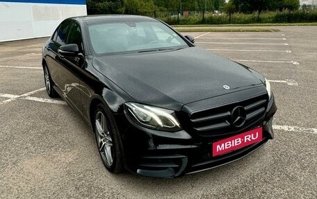 Mercedes-Benz E-Класс, 2019 год, 4 250 000 рублей, 2 фотография