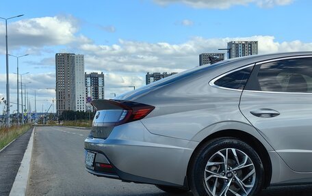 Hyundai Sonata VIII, 2020 год, 2 490 000 рублей, 10 фотография