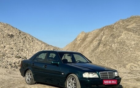 Mercedes-Benz C-Класс, 1998 год, 400 000 рублей, 3 фотография