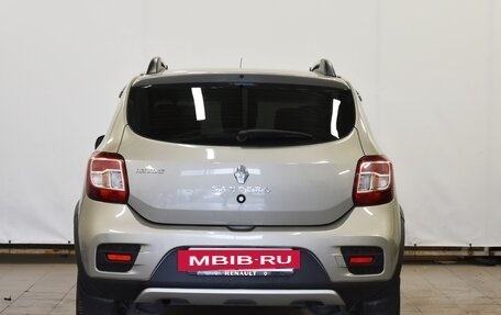 Renault Sandero II рестайлинг, 2015 год, 910 000 рублей, 4 фотография