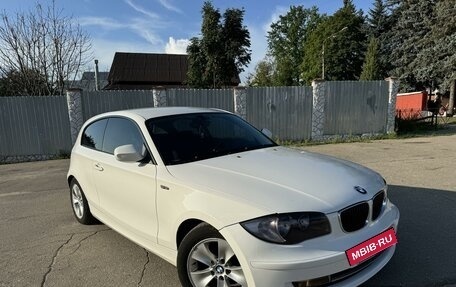 BMW 1 серия, 2010 год, 480 000 рублей, 3 фотография