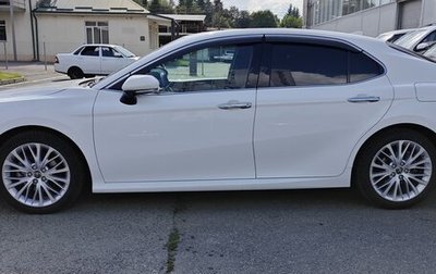 Toyota Camry, 2018 год, 3 090 000 рублей, 1 фотография