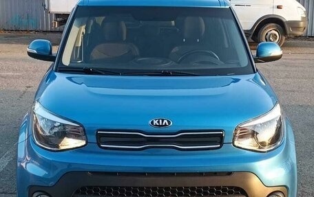 KIA Soul II рестайлинг, 2018 год, 1 910 000 рублей, 2 фотография