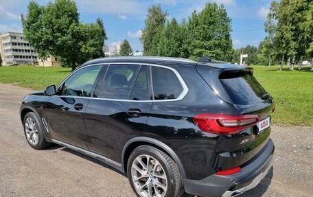 BMW X5, 2019 год, 6 000 000 рублей, 2 фотография