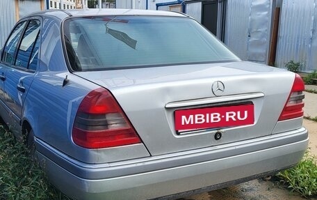 Mercedes-Benz C-Класс, 1995 год, 270 000 рублей, 4 фотография