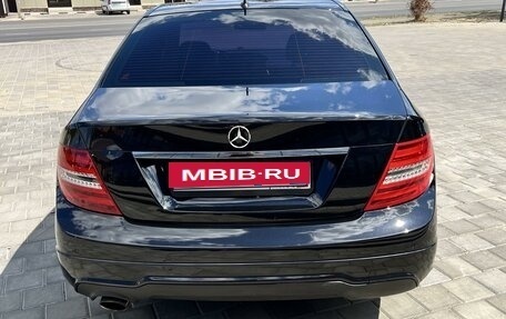 Mercedes-Benz C-Класс, 2011 год, 1 600 000 рублей, 4 фотография