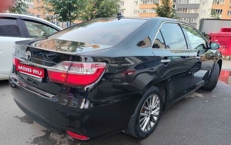 Toyota Camry, 2017 год, 2 640 000 рублей, 5 фотография