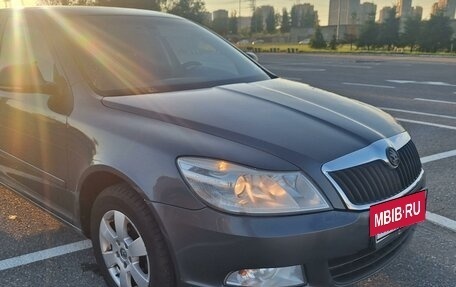 Skoda Octavia, 2009 год, 695 000 рублей, 2 фотография