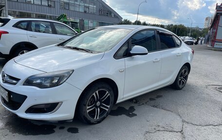 Opel Astra J, 2012 год, 950 000 рублей, 1 фотография