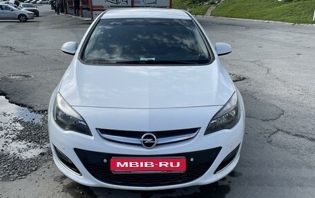 Opel Astra J, 2012 год, 950 000 рублей, 9 фотография