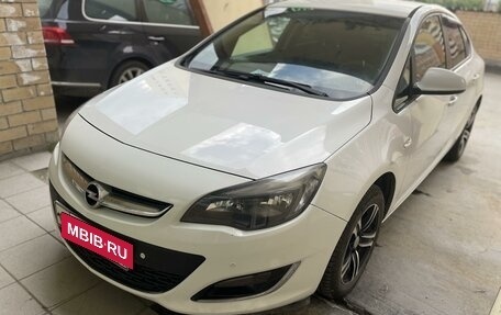 Opel Astra J, 2012 год, 950 000 рублей, 5 фотография