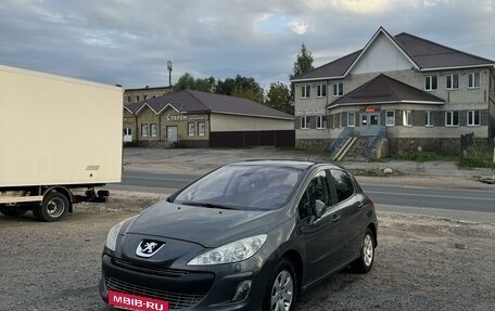 Peugeot 308 II, 2011 год, 600 000 рублей, 2 фотография