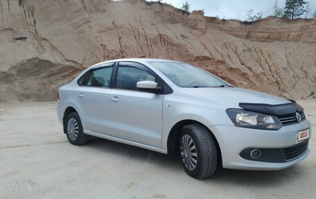 Volkswagen Polo VI (EU Market), 2015 год, 830 000 рублей, 2 фотография