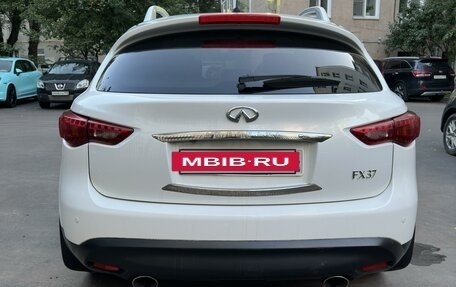 Infiniti FX II, 2013 год, 2 680 000 рублей, 3 фотография