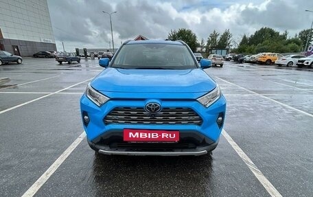 Toyota RAV4, 2019 год, 3 600 000 рублей, 2 фотография