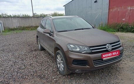 Volkswagen Touareg III, 2014 год, 2 370 000 рублей, 2 фотография