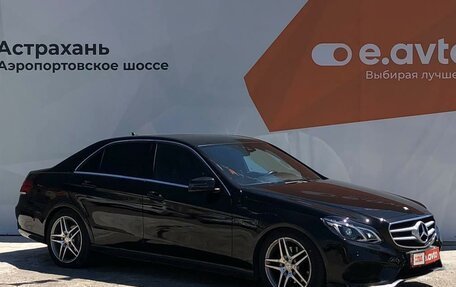 Mercedes-Benz E-Класс, 2015 год, 2 400 000 рублей, 3 фотография