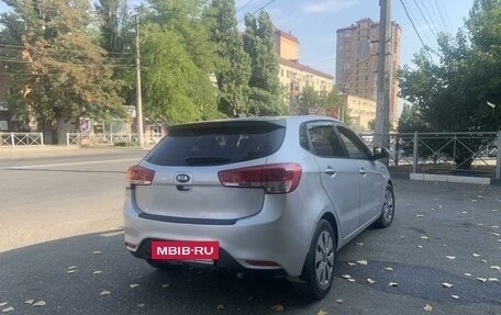 KIA Rio III рестайлинг, 2017 год, 885 000 рублей, 2 фотография