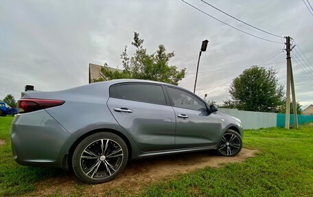 KIA Rio IV, 2019 год, 1 599 000 рублей, 3 фотография