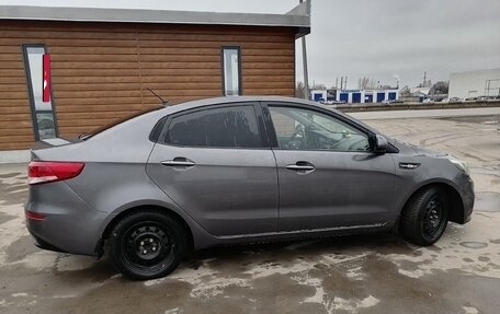 KIA Rio III рестайлинг, 2015 год, 830 000 рублей, 2 фотография