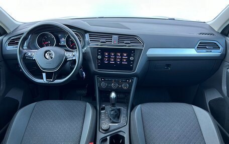 Volkswagen Tiguan II, 2020 год, 2 798 400 рублей, 6 фотография