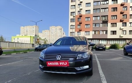 Volkswagen Passat B7, 2012 год, 1 500 000 рублей, 2 фотография