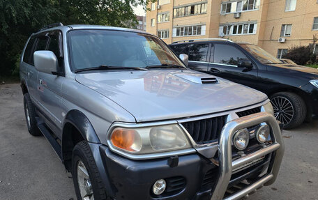 Mitsubishi Pajero Sport II рестайлинг, 2005 год, 710 000 рублей, 2 фотография