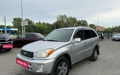 Toyota RAV4, 2003 год, 899 000 рублей, 2 фотография