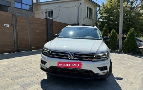 Volkswagen Tiguan II, 2019 год, 3 270 000 рублей, 3 фотография