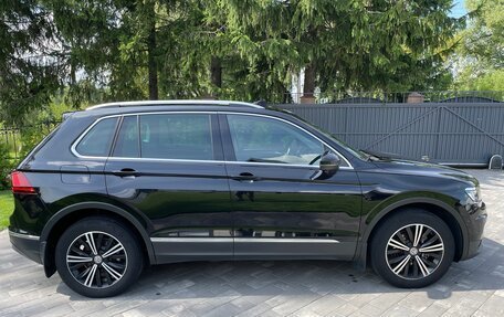 Volkswagen Tiguan II, 2018 год, 2 900 000 рублей, 5 фотография