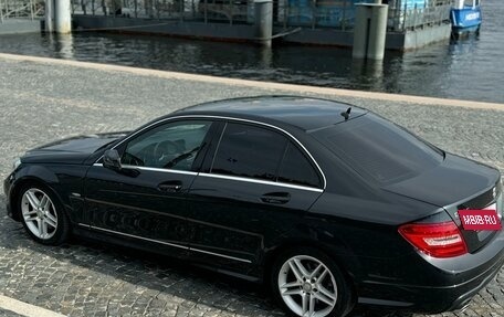 Mercedes-Benz C-Класс, 2011 год, 2 000 000 рублей, 8 фотография