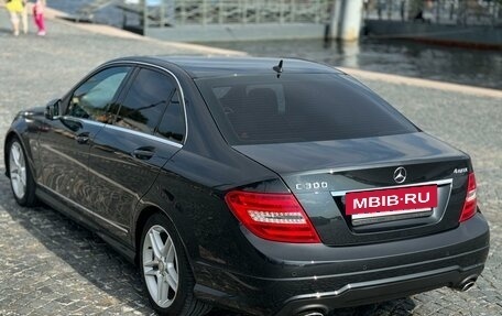 Mercedes-Benz C-Класс, 2011 год, 2 000 000 рублей, 7 фотография