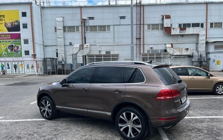 Volkswagen Touareg III, 2011 год, 2 350 000 рублей, 3 фотография