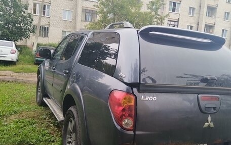 Mitsubishi L200 IV рестайлинг, 2008 год, 925 000 рублей, 3 фотография