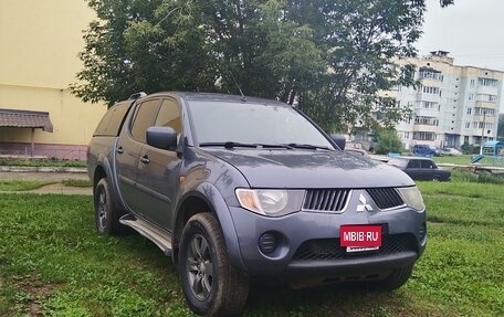 Mitsubishi L200 IV рестайлинг, 2008 год, 925 000 рублей, 2 фотография