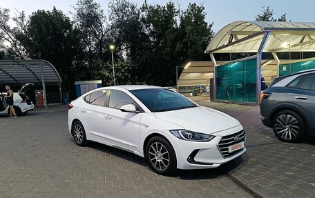 Hyundai Elantra VI рестайлинг, 2017 год, 1 250 000 рублей, 4 фотография