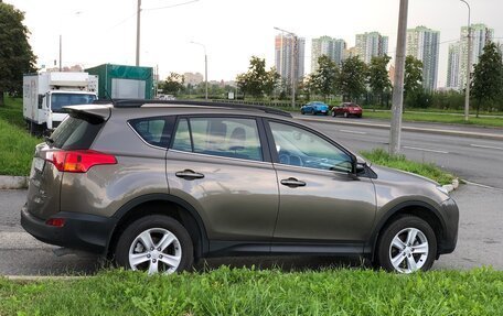 Toyota RAV4, 2013 год, 2 650 000 рублей, 4 фотография