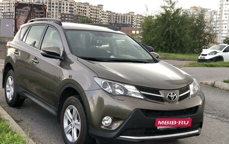 Toyota RAV4, 2013 год, 2 650 000 рублей, 3 фотография