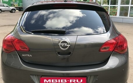 Opel Astra J, 2010 год, 710 000 рублей, 5 фотография