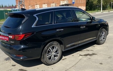 Infiniti QX60 I рестайлинг, 2017 год, 2 700 000 рублей, 1 фотография