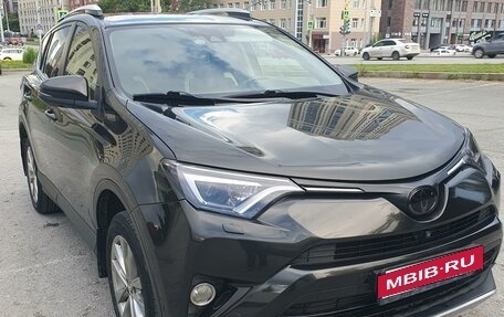 Toyota RAV4, 2016 год, 2 550 000 рублей, 3 фотография